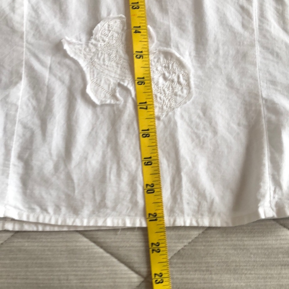 Dressbarn White Embellished faux Wrap Blouse Short bell flutter Sleeve . Spring - Picture 9 of 15